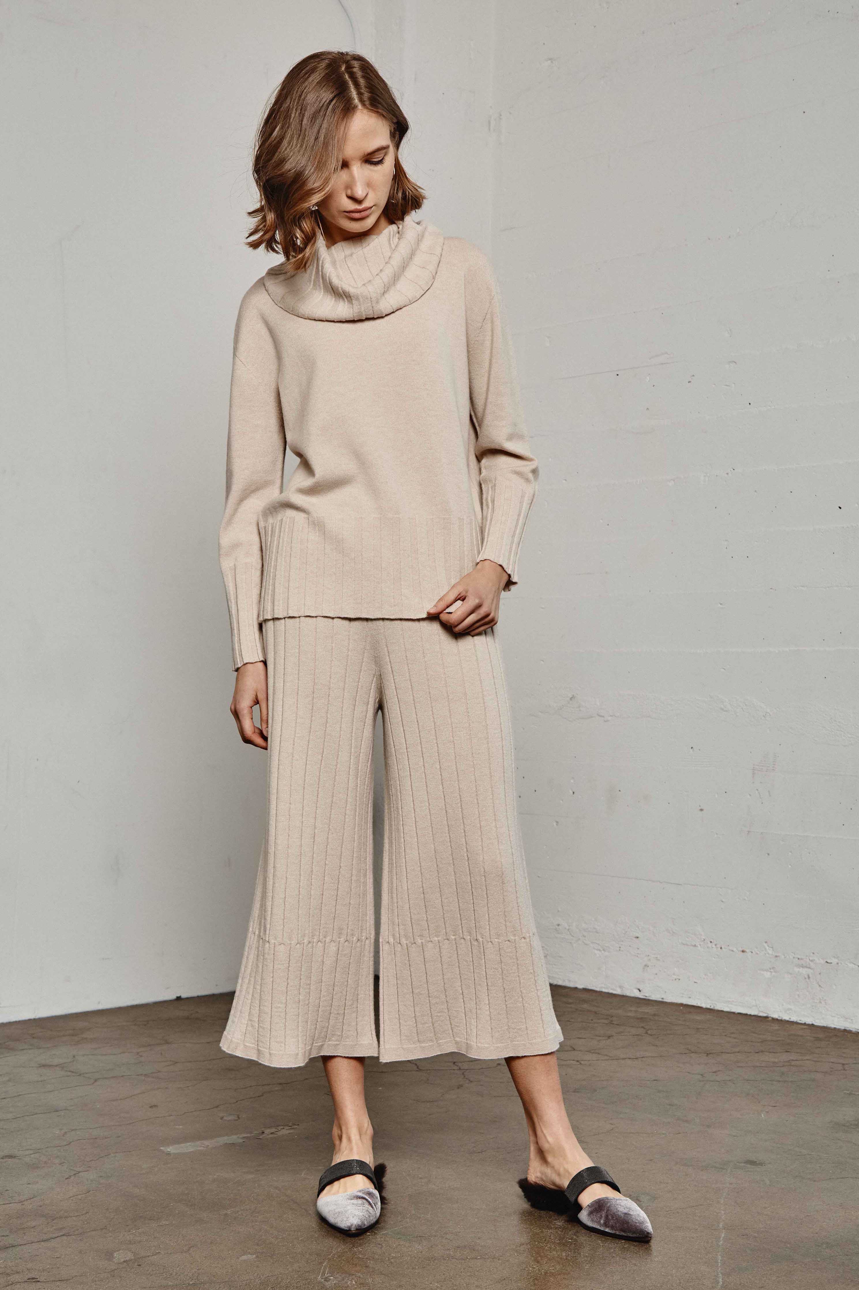 Long Ribbed Pants
